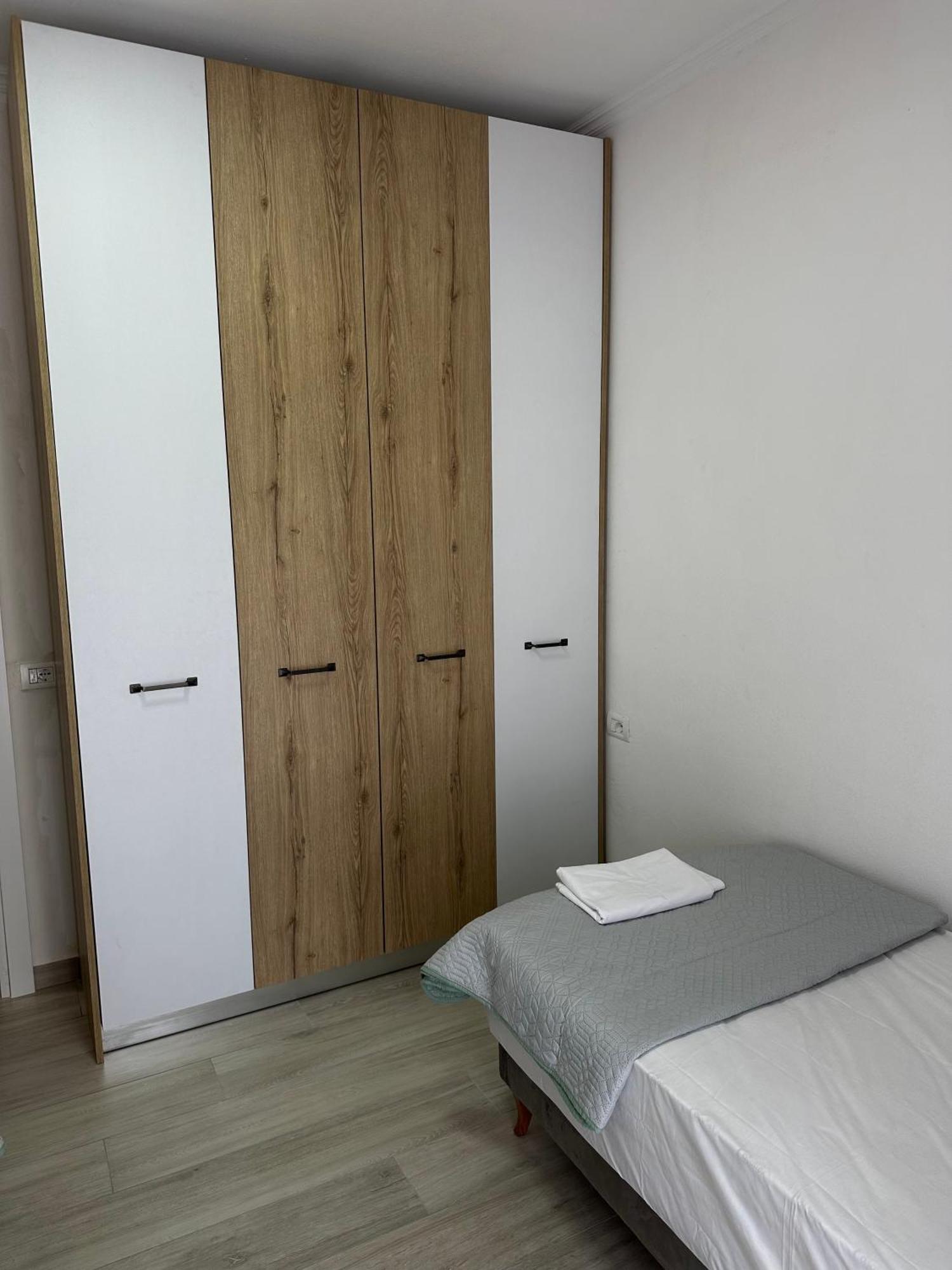 Aleksa Rental2 * Durrës